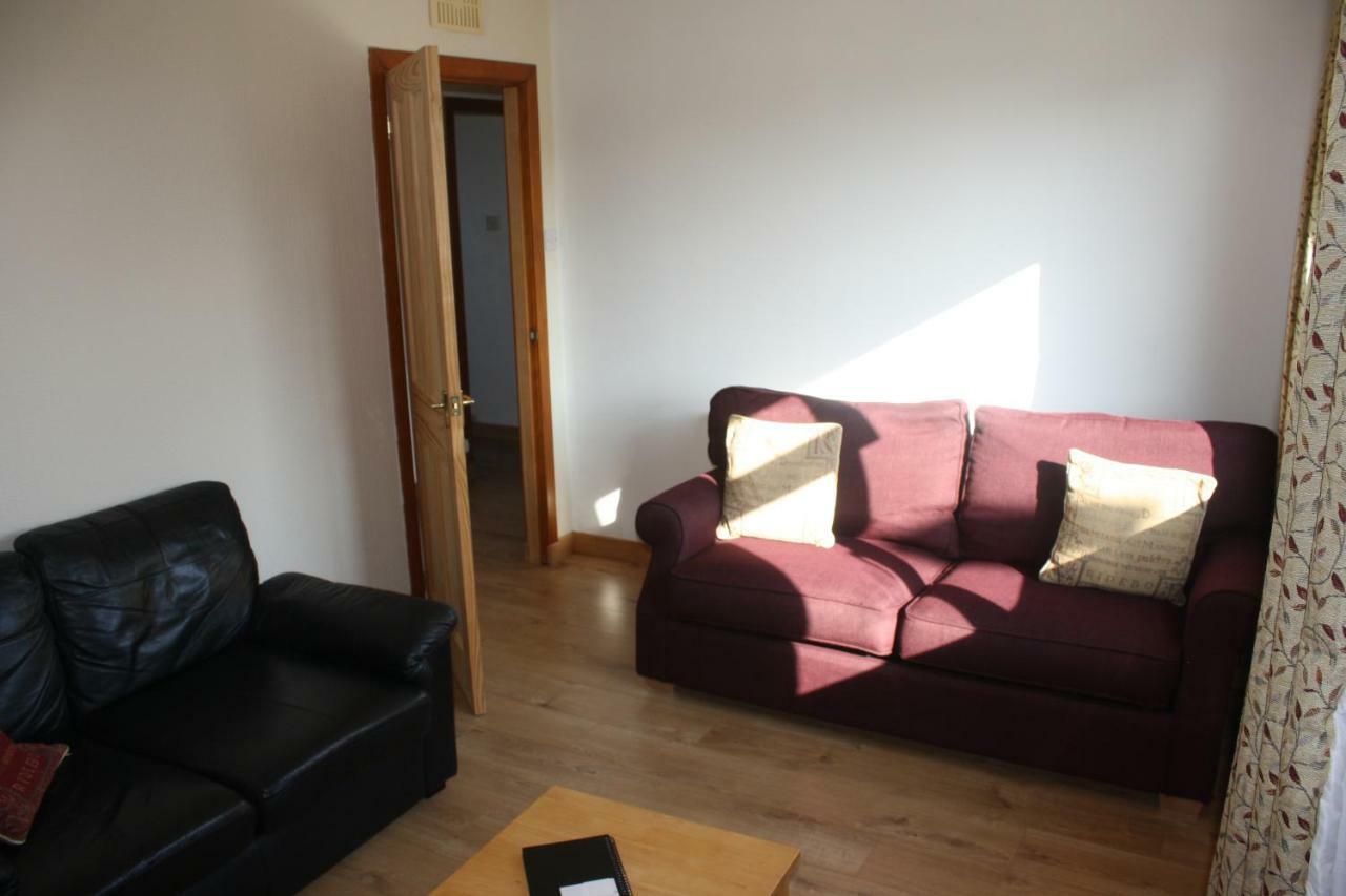 Inver Bay Apartment Tain Bagian luar foto